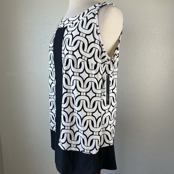 NWT Essentials by Milano Sleeveless Blouse Top - Picture 4 of 10